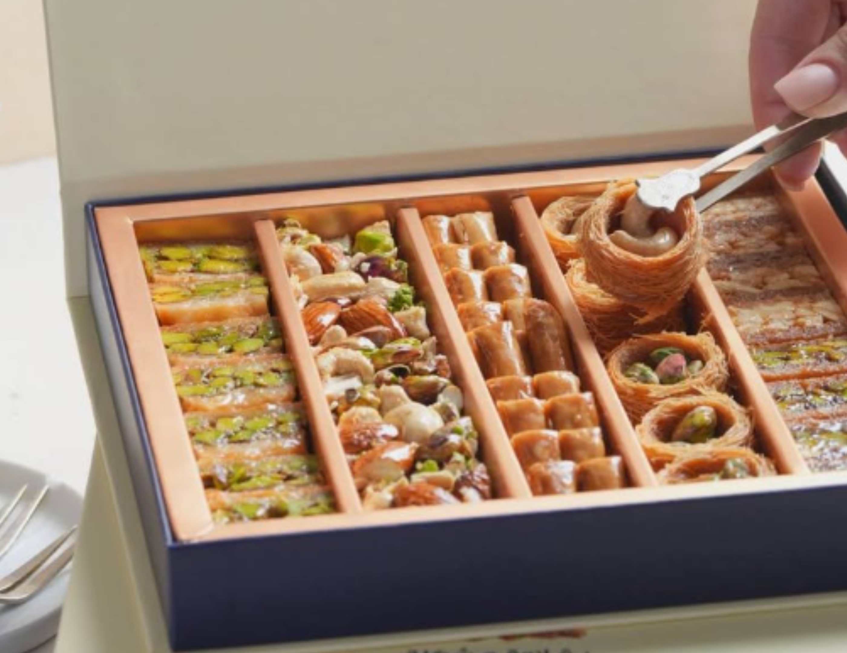 Feras Sweets: Traditional kunafa