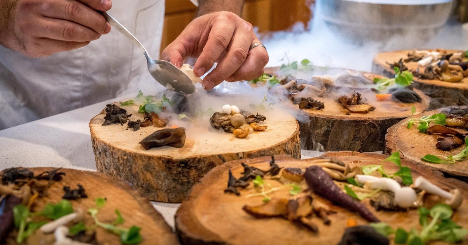 The best supper clubs to check out in Dubai