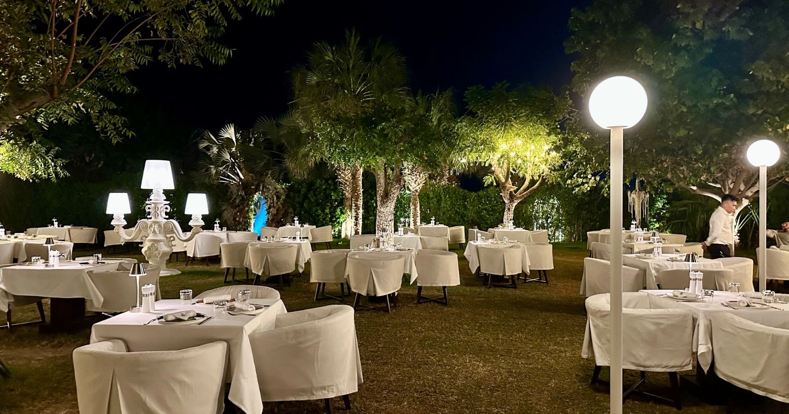 Blue Door by Delano: A refined Turkish restaurant on Bluewaters Island