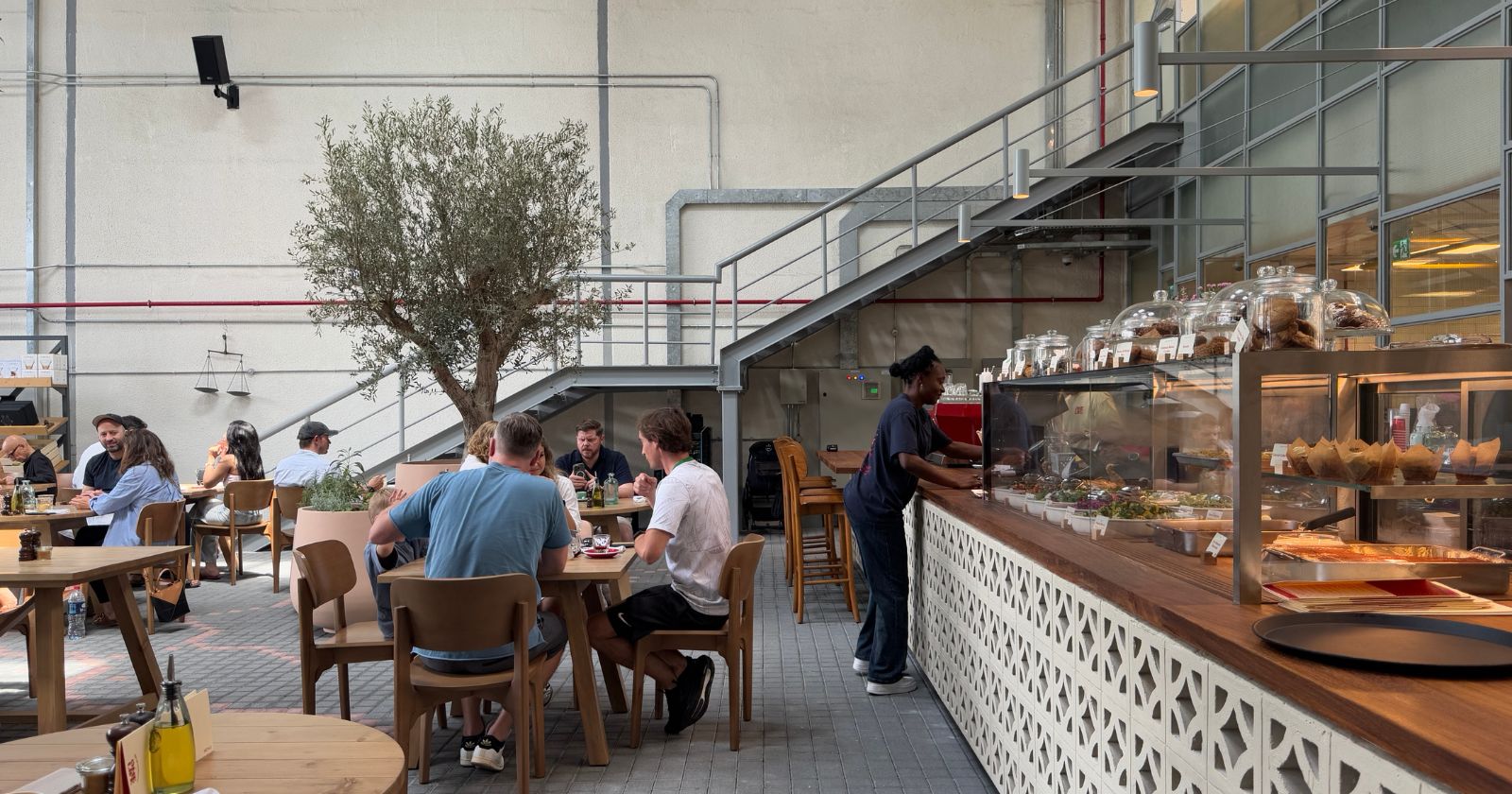 The Growhouse by One Life: Farm-to-Fork Café in Alserkal Avenue