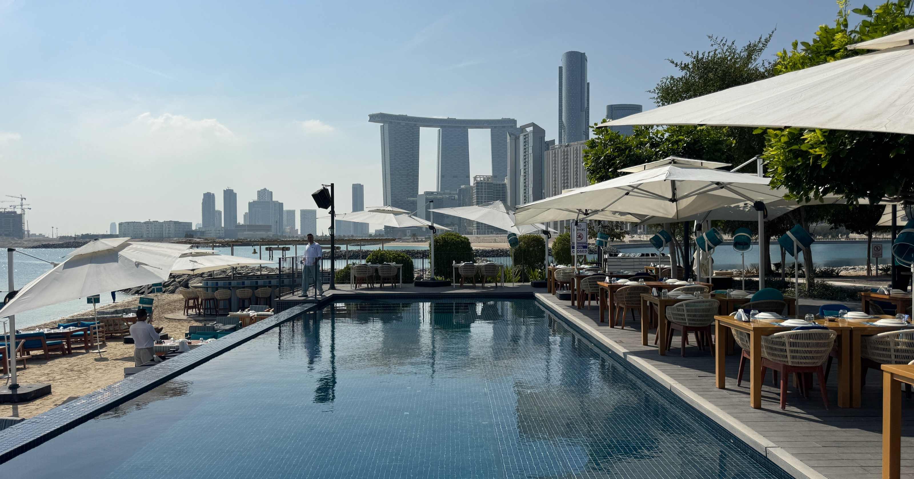 Ibn Al Bahr: Seafood restaurant with beach access in Abu Dhabi