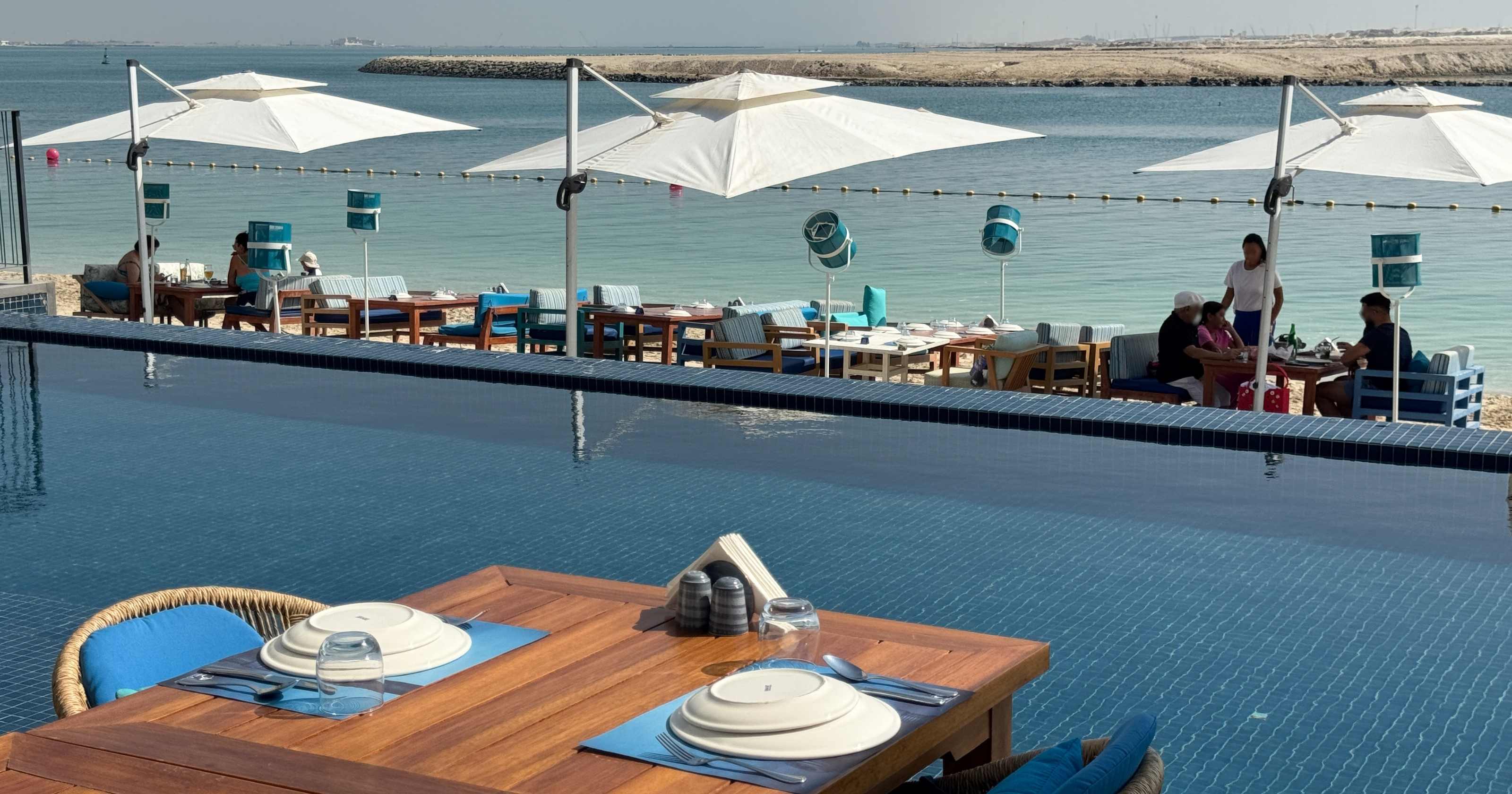 Ibn Al Bahr: Seafood restaurant with beach access in Abu Dhabi