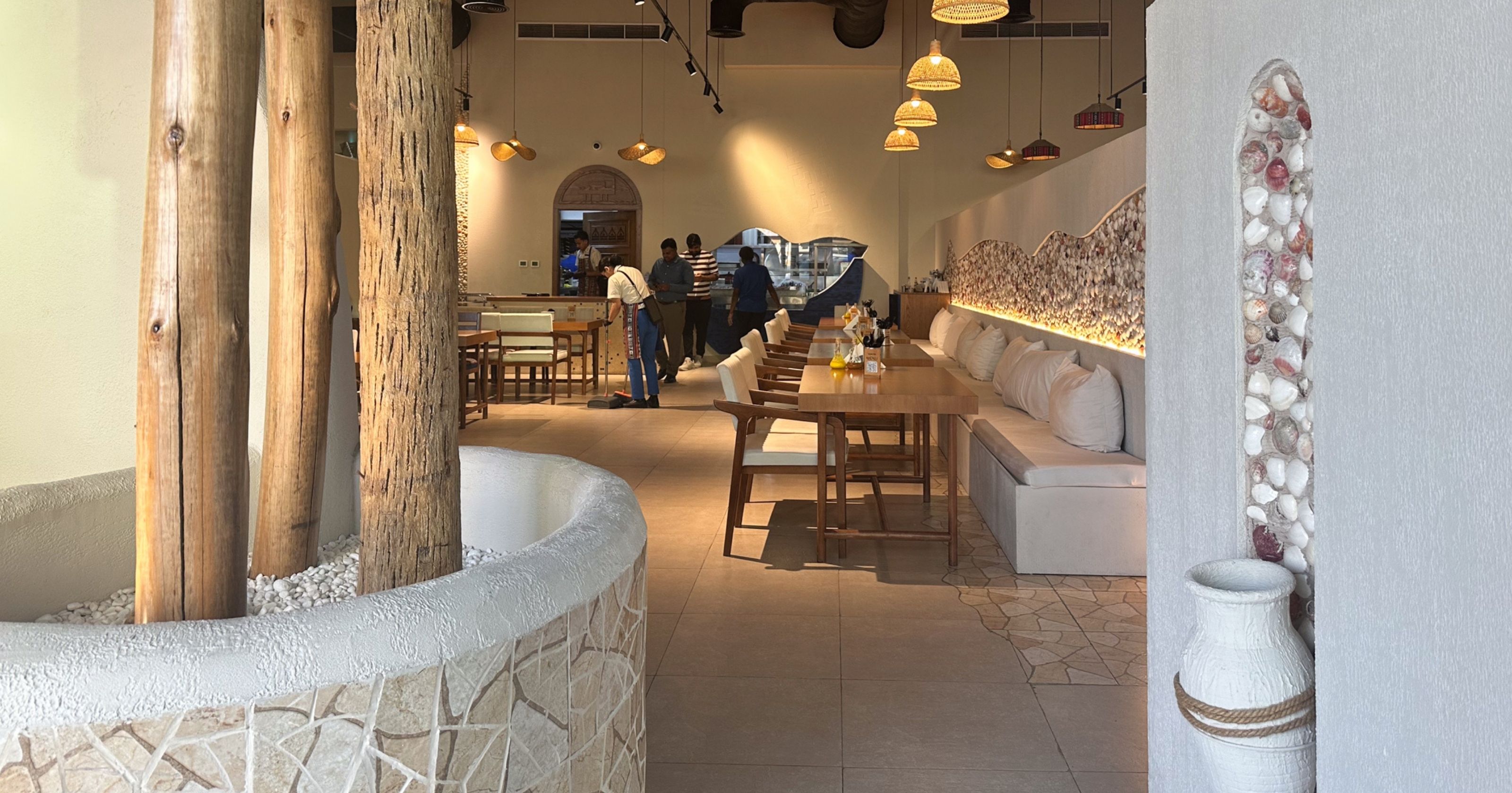 Al Tawe: Emirati seafood in Sharjah's Industrial Area