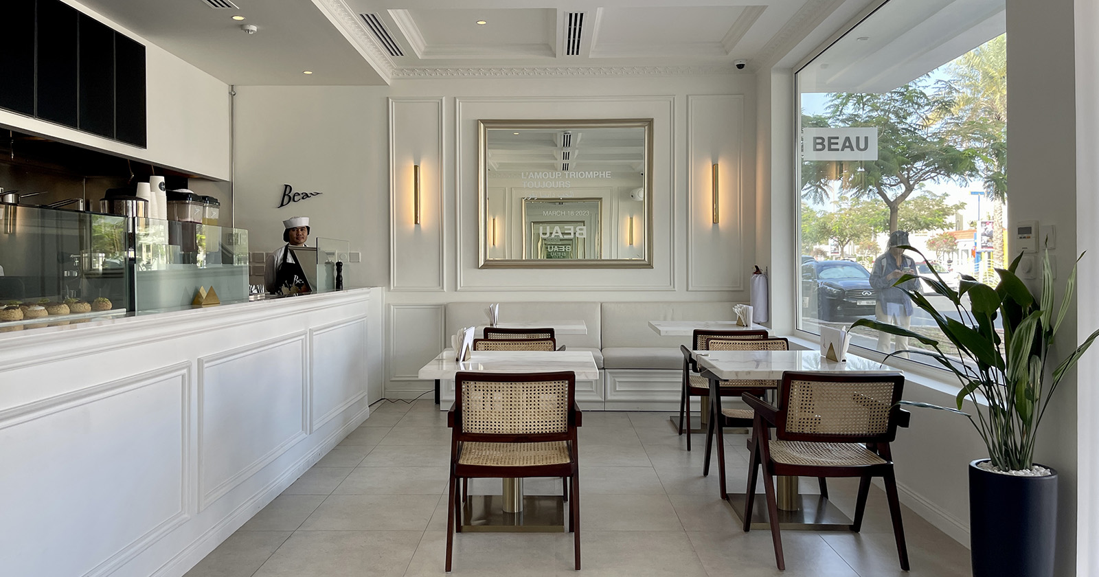 Beau Burger Dubai: Some pretty epic burgers and fancy French vibes on Jumeirah Street