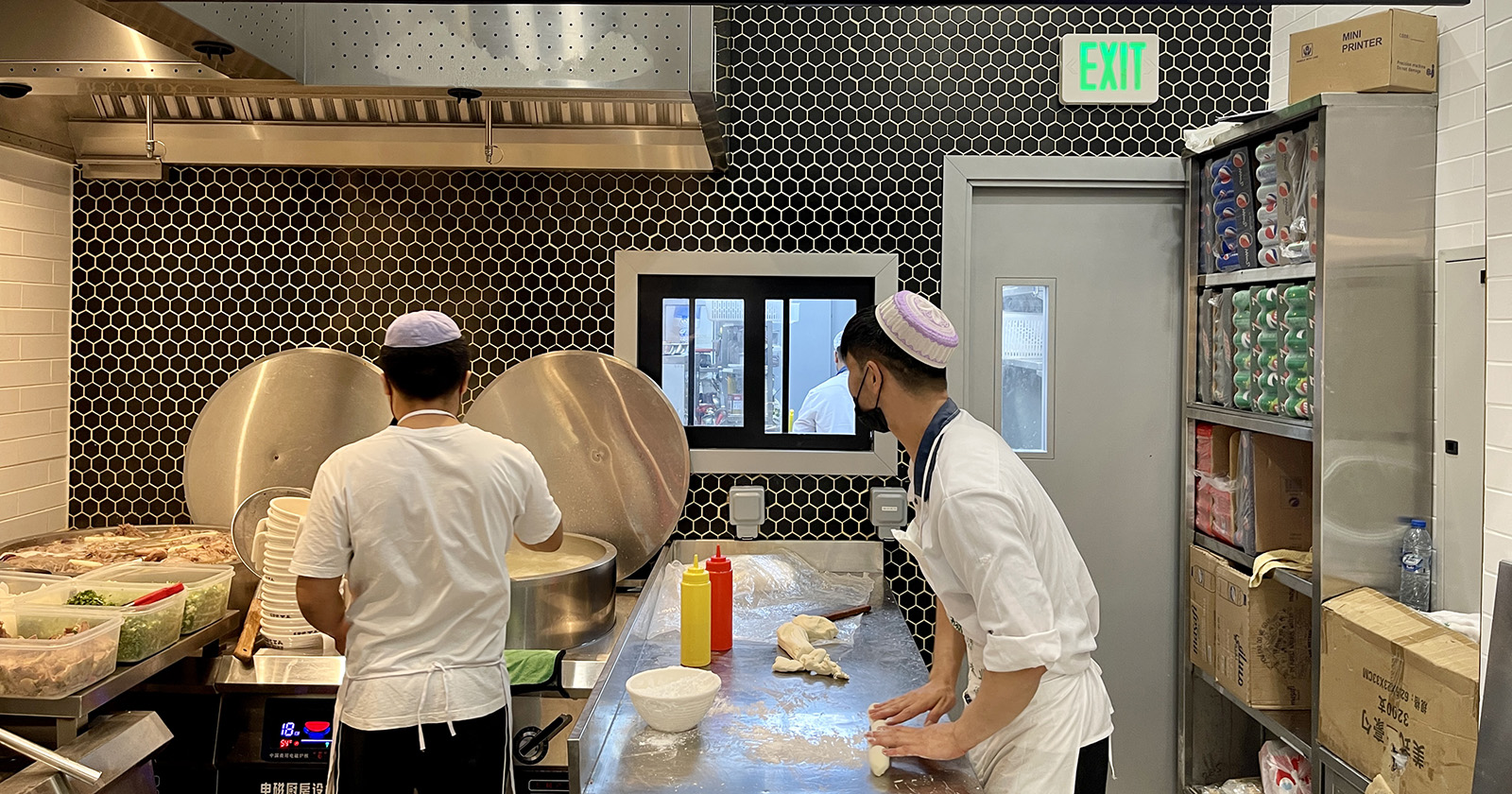 Lanzhou Beef Noodles: A Chinese hand-pulled noodle gem