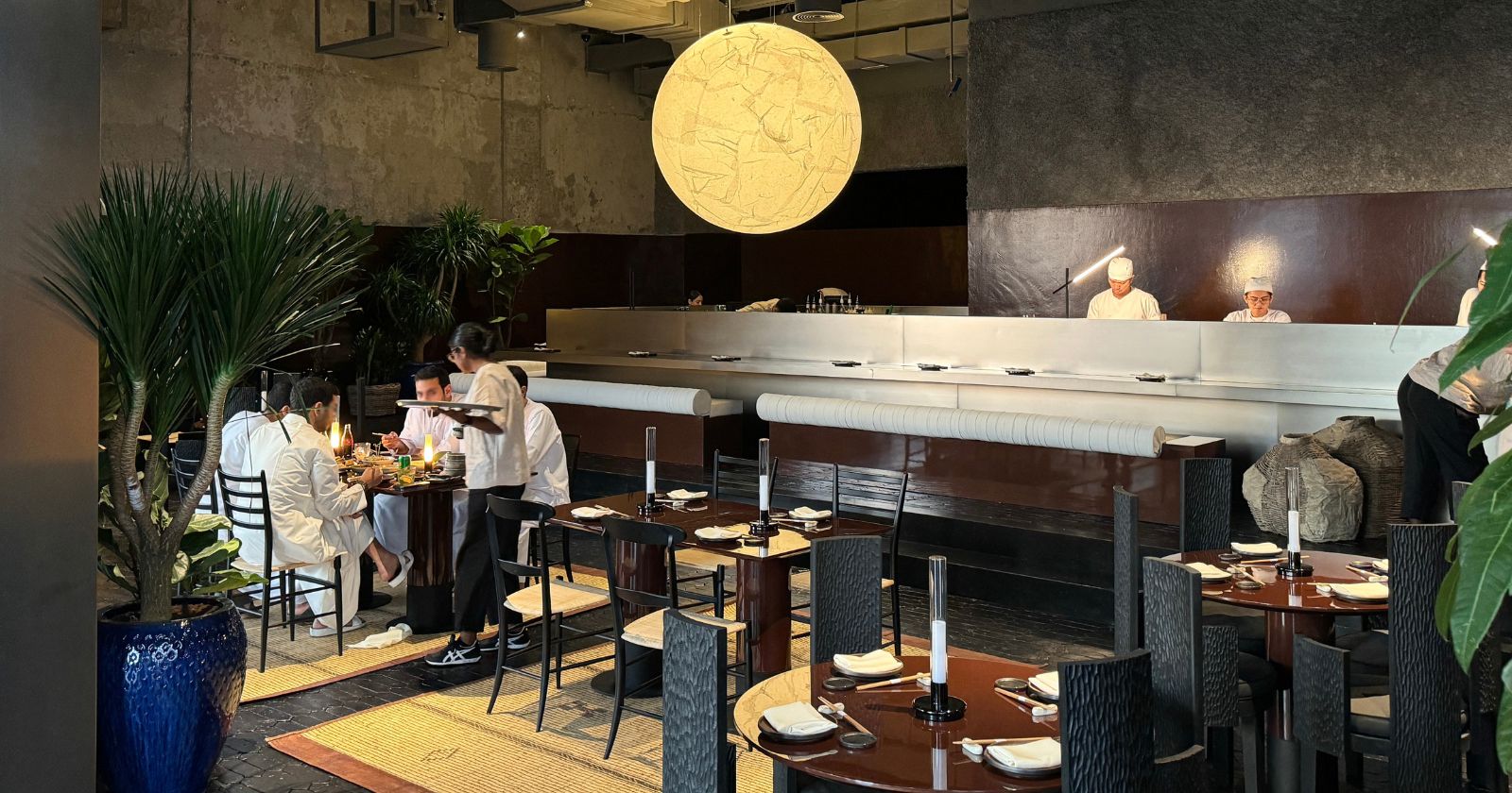 Origami Sushi: Japanese culinary craftsmanship in Marsa Al Bateen